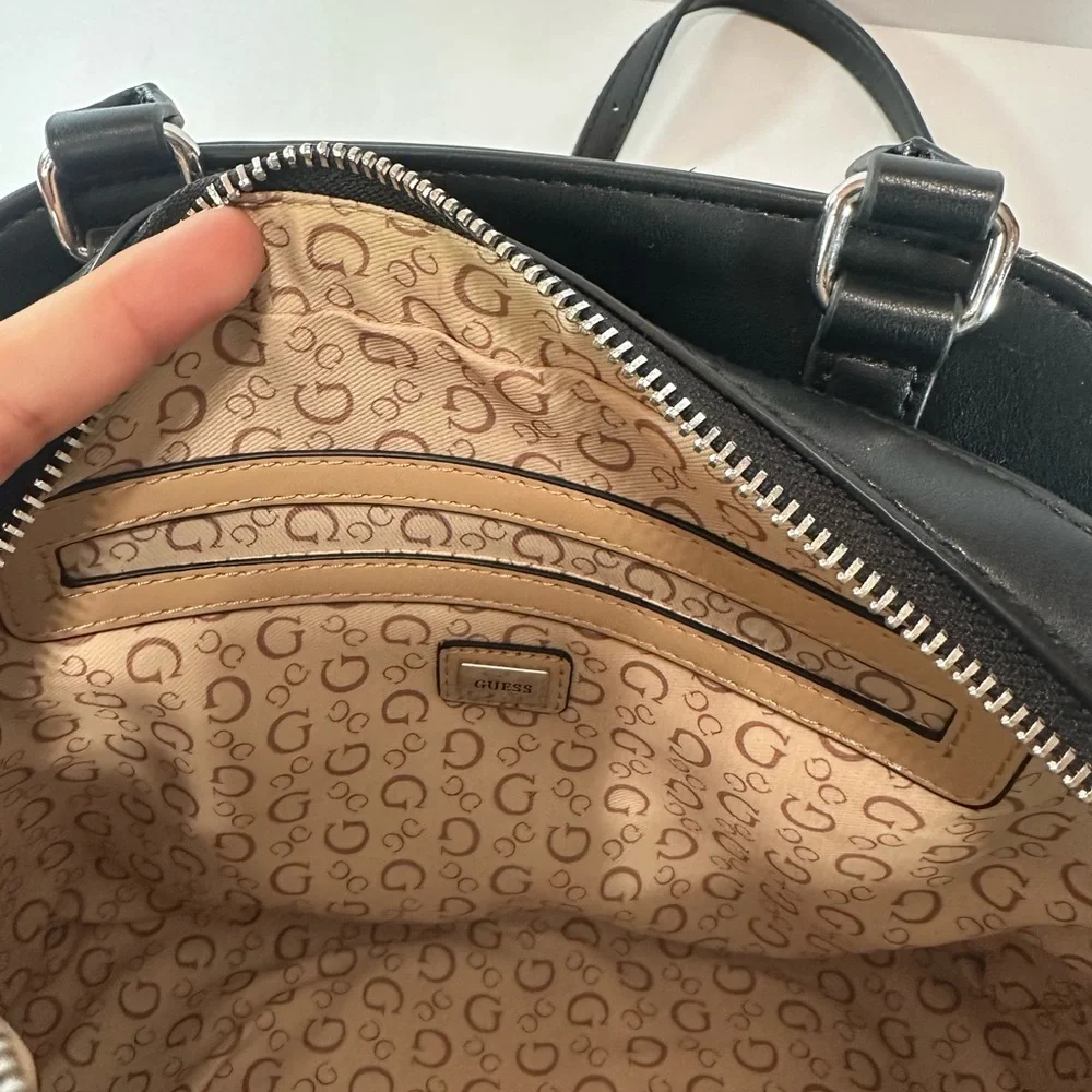 Guess Black Satchel Bag - Picture 6 of 9